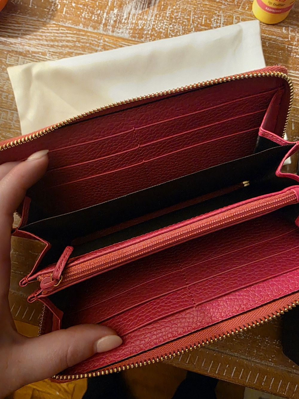 Gucci GG Marmont Leather Zip Around Wallet - Picture 3 of 4